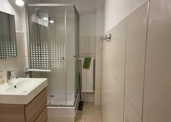 Lovely One Bedroom Next Mall Vitan Bukarest