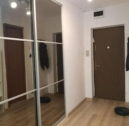 Apartament Lovely One Bedroom Next Mall Vitan Bucureşti