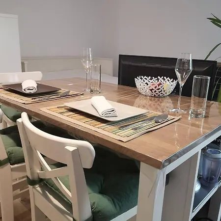Lovely One Bedroom Next Mall Vitan Апартаменты Бухарест